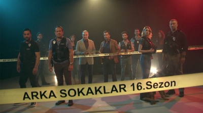 Arka Sokaklar Rıza Baba ve Şevket Çoruh Diziden Ayrılıyor Mu?