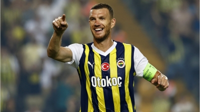 Edin Dzeko Resmen Fiorentina'da: Fenerbahçe'ye Veda!