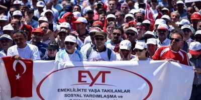 EYT’li Olanlar Dikkat! Milyonlarca EYT'li Vatandaşa Kötü Haber Geldi..! EYT Son Durum Nedir?