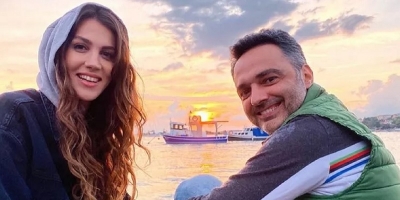 Arda Türkmen ve Melodi Elbirliler İle Nikah Masasına Oturuyor